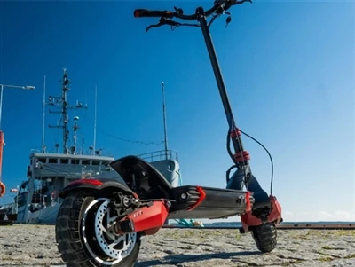 Kako spojiti 36v bateriju za električni skuter - Potpuni vodič